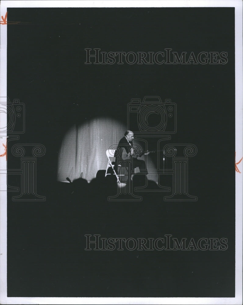 1969 Press Photo Carlos Montoya musician - Historic Images