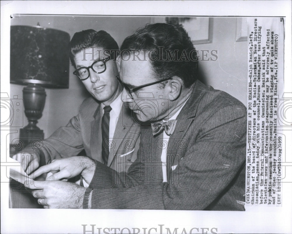 1959 Press Photo Ralph Renick &amp; Marcus Cohen at Federal Communications Comm. - Historic Images