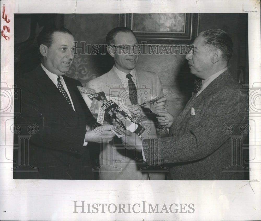 1950 Press Photo Santiago Suarez,Governor Johnson,B. T. Poxson - RSH05723 - Historic Images