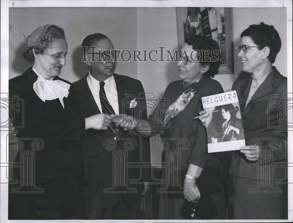 1956 Press Photo Santiago Suarez,Mrs. Juanita Jacquez,Grace Boswell - RSH05725 - Historic Images