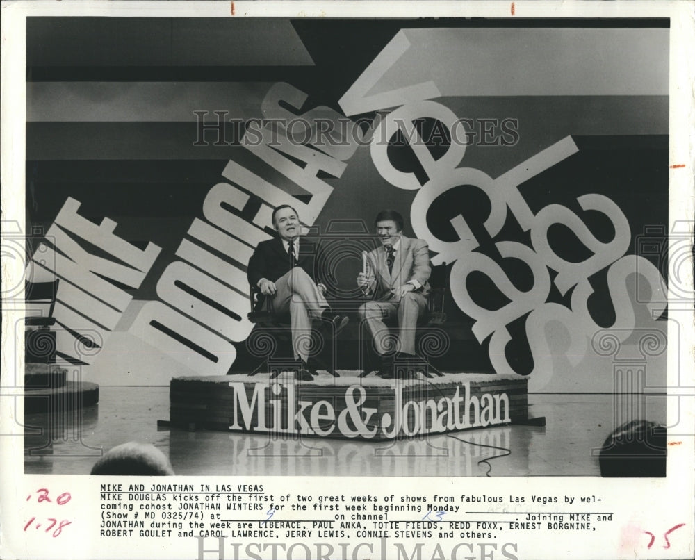 Press Photo Mike Douglas And Jonathen Winters Co-Host Mike And Jonathen COPY - Historic Images