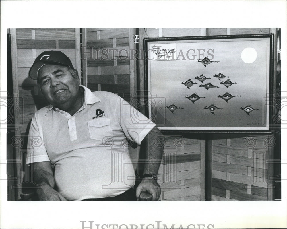 1983 Press Photo Comedian and Artist Jonathan Winters - Historic Images