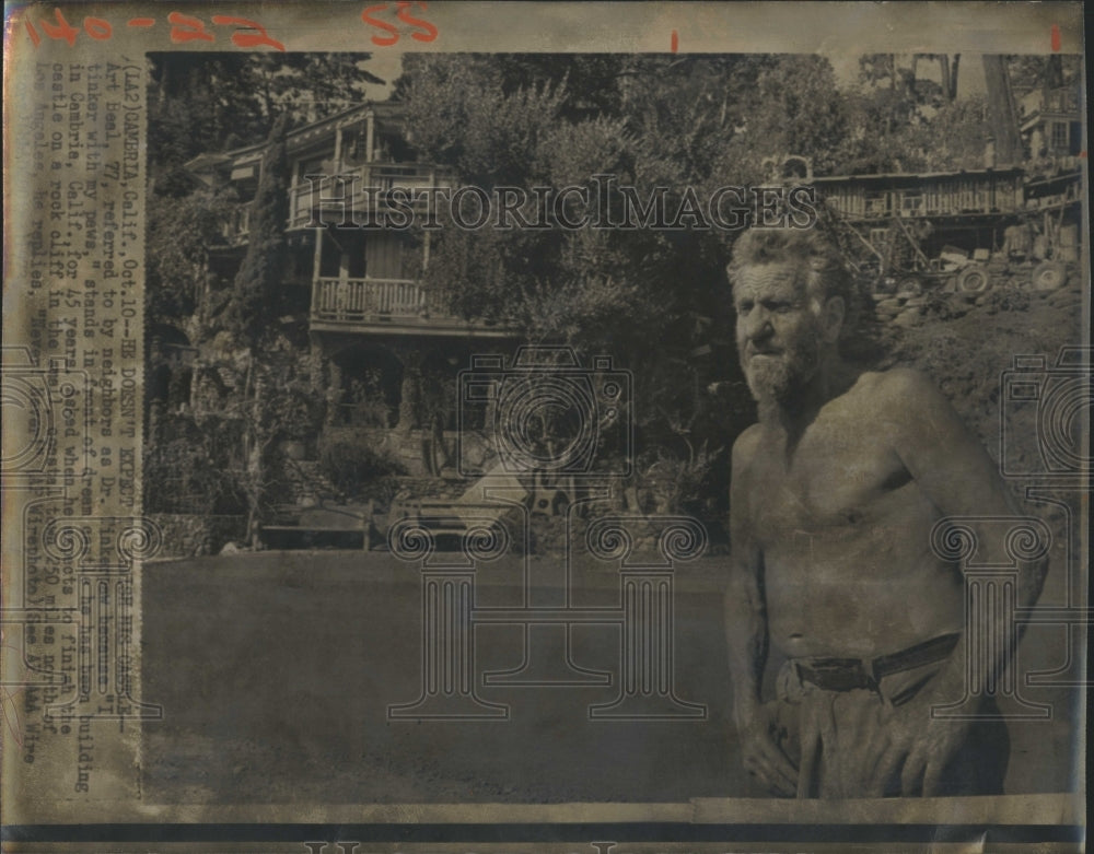 1979 Press Photo Dr. Tinkerpaw born Art Beal builds dream castle - Historic Images