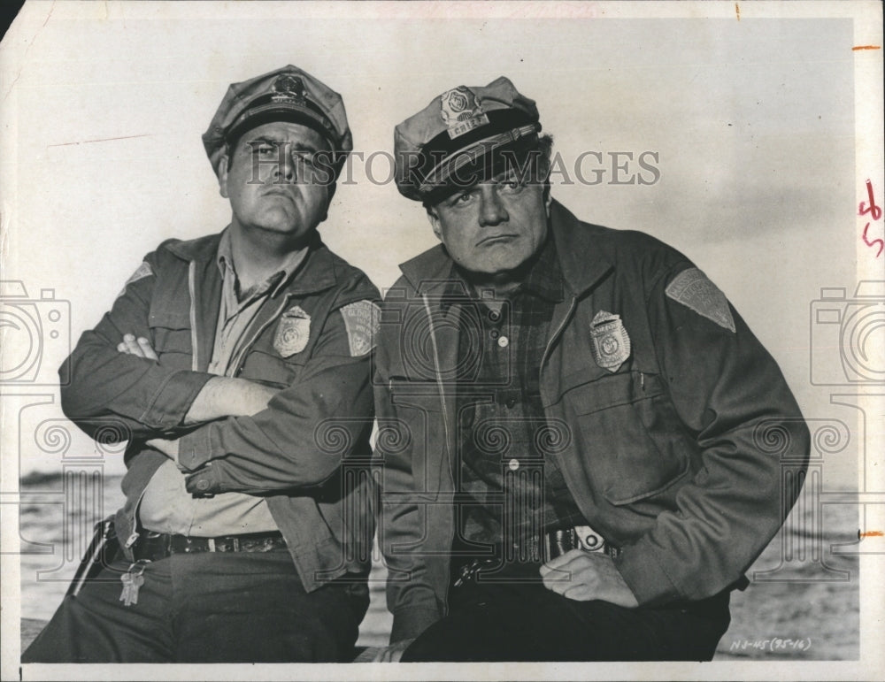 1971 Press Photo Actors Jonathon Winters &amp; Brian Keith - RSH06637 - Historic Images