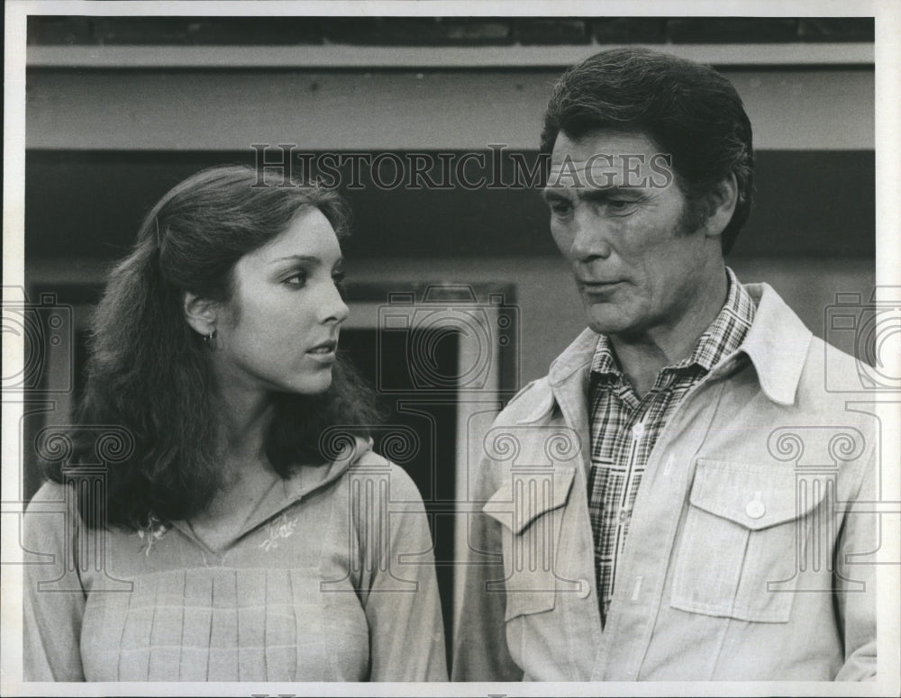 1975 Press Photo Brooke Palance Jack Palance Actors Bronk - Historic Images