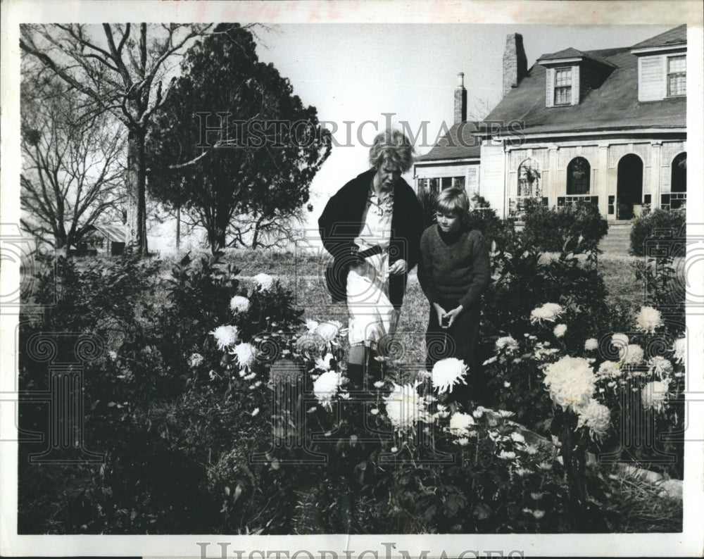 1968 Press Photo Actress Geraldine Page & Michael Kearney Thanksgiving Visitor - Historic Images