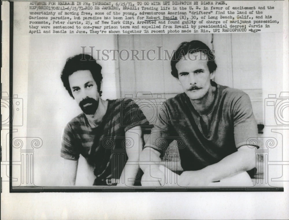 1971 Press Photo American Drifters Robert Beadle Roomate Arrested for Drugs - Historic Images