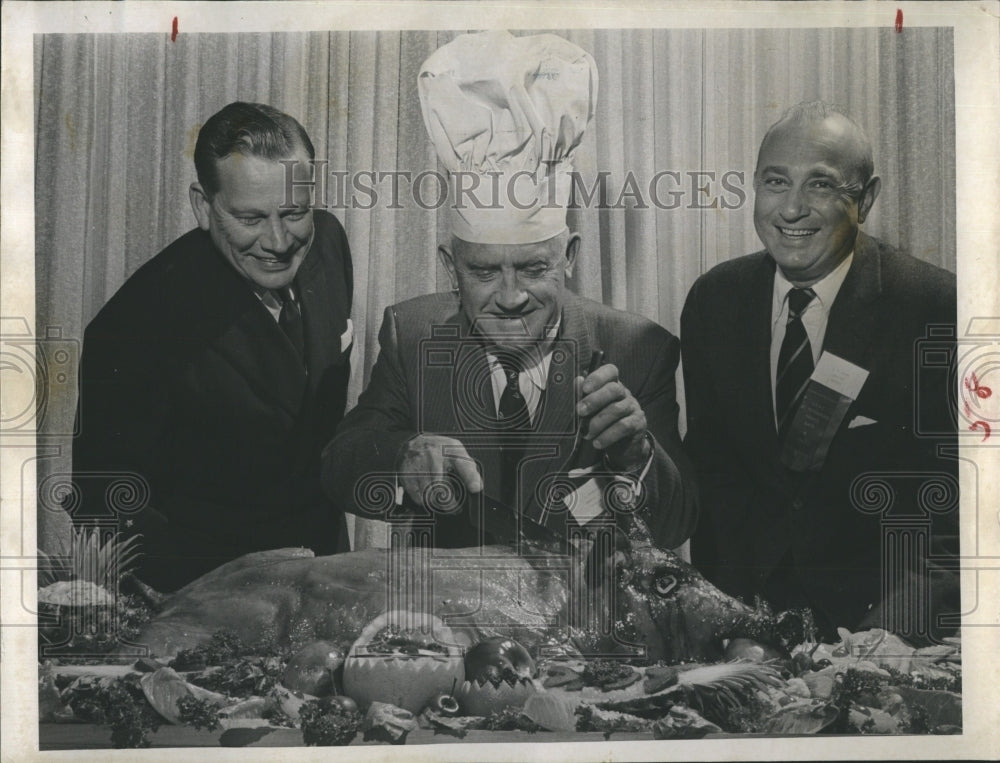 1962 Press Photo Southern Ocean Racing Conference Party Hog Dinner - RSH06957 - Historic Images