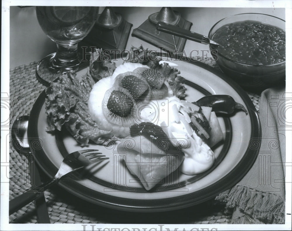 1984 Press Photo Spicy Chimichangas Mexican Dish - Historic Images