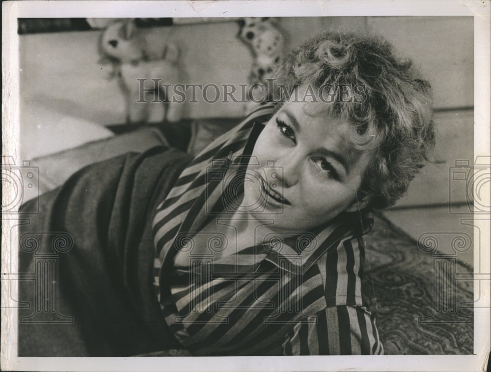 Press Photo actress Shirley Winters - Historic Images