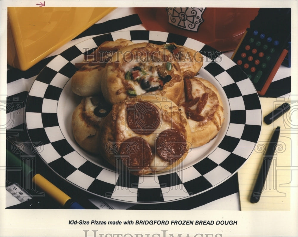 1995 Press Photo Bridgford Pizza FrozenDough - Historic Images