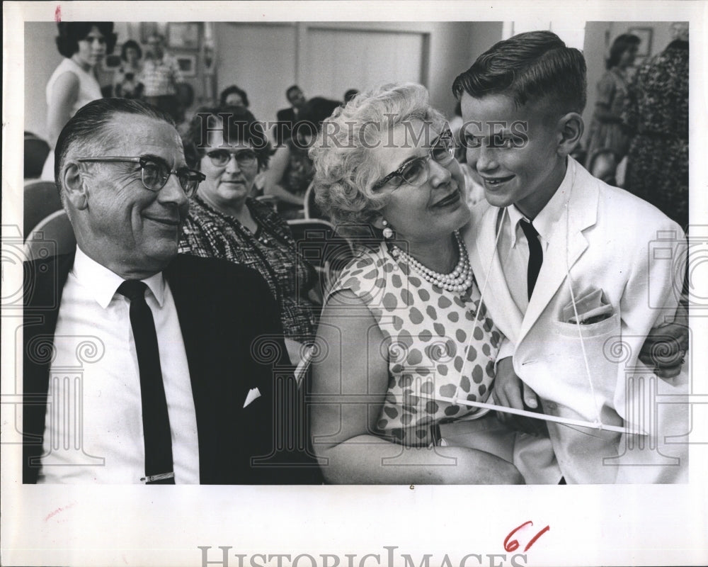 1964 Press Photo Congratulations from parents Mr. And Mrs. Maurice Magly - Historic Images