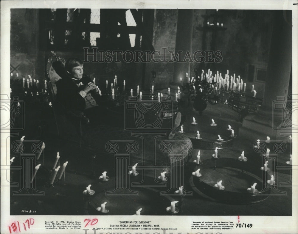 1970 Press Photo &quot;Something For Everyone&quot; Angela Lansbury Michael York - Historic Images