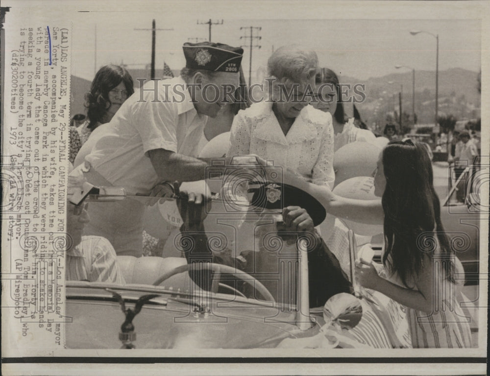 1973 Press Photo L.A. Mayor Sam Yorty - Historic Images