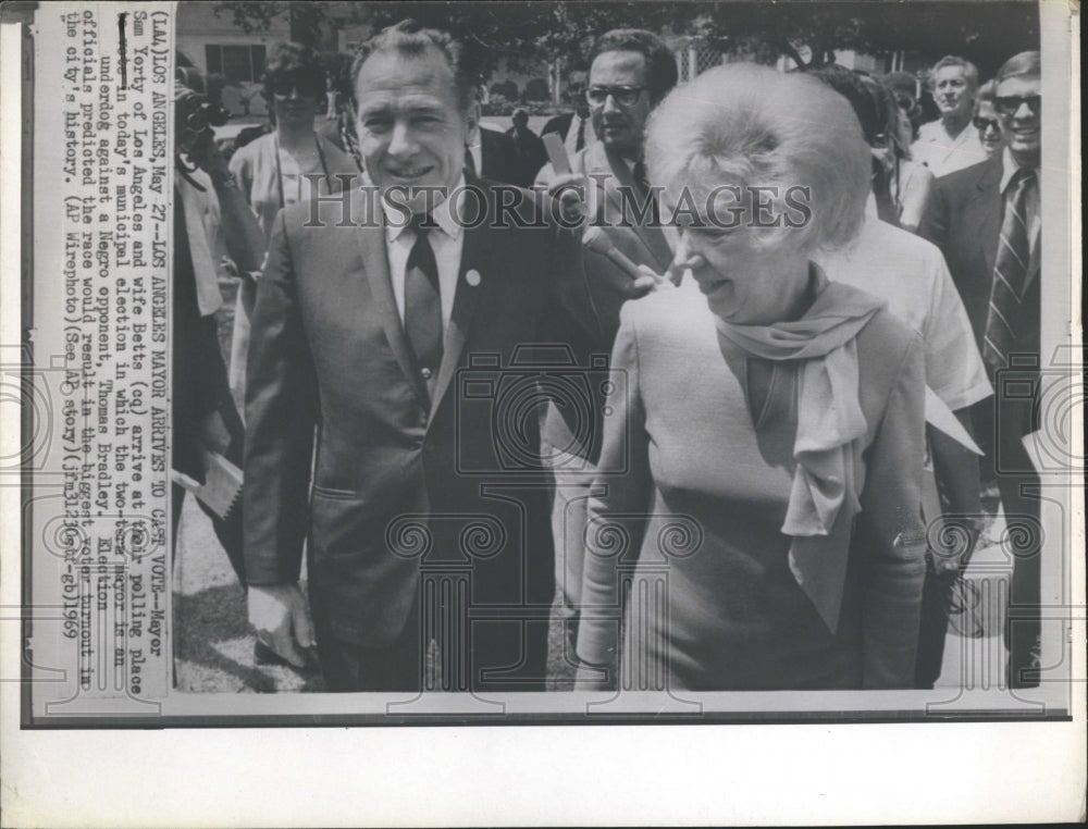 1959 LA Mayor Sam Yorty And Wife, Betts,  Arrive To Place Vote-Historic Images