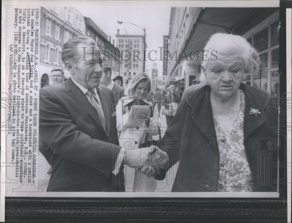 1971 Press Photo L.A. Mayor Sam Yorty - RSH07863 - Historic Images