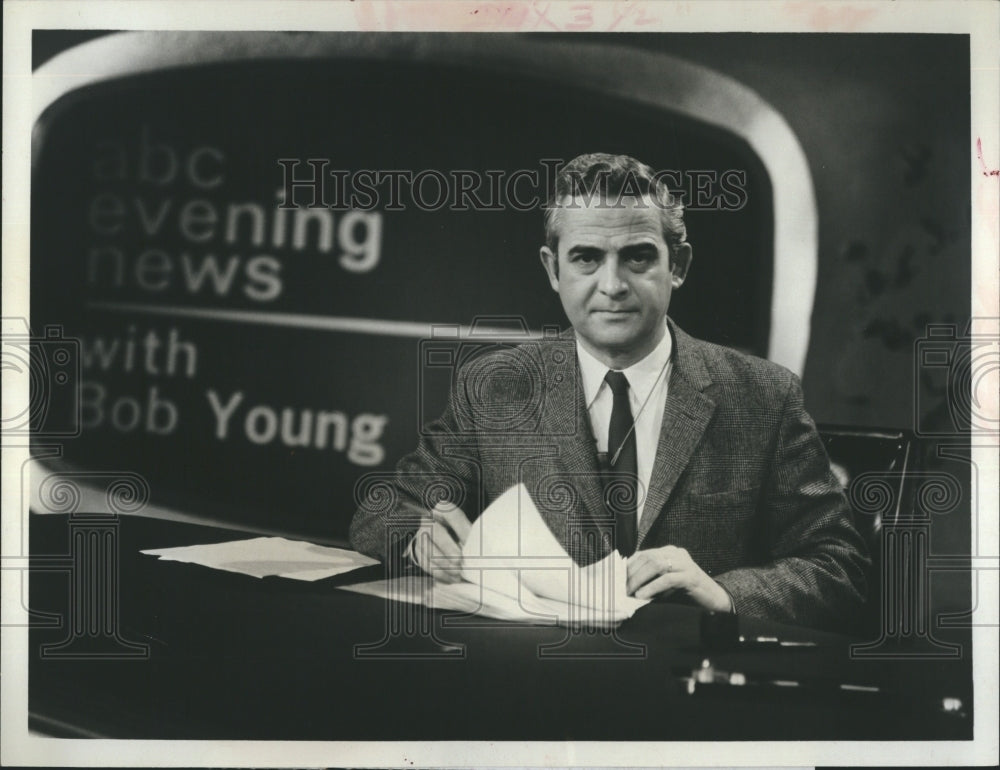 1968 Press Photo Bob Young, ABC evening News - Historic Images