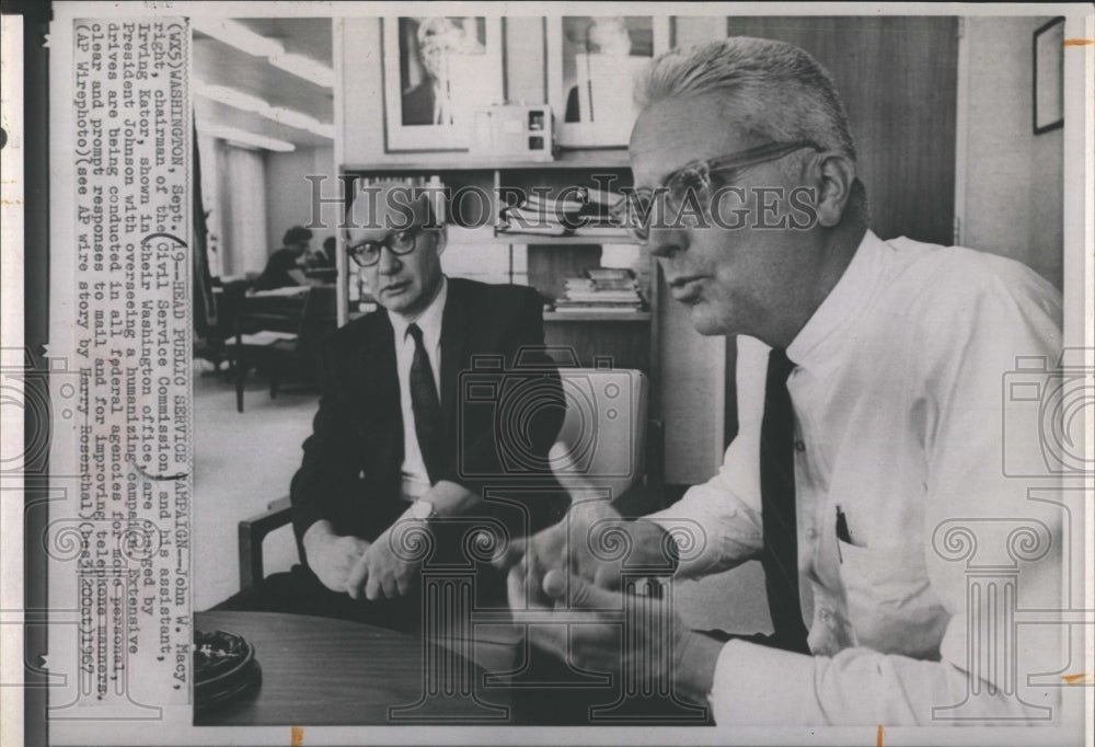 1967 Press Photo Civil Service Commission John W Macy - Historic Images