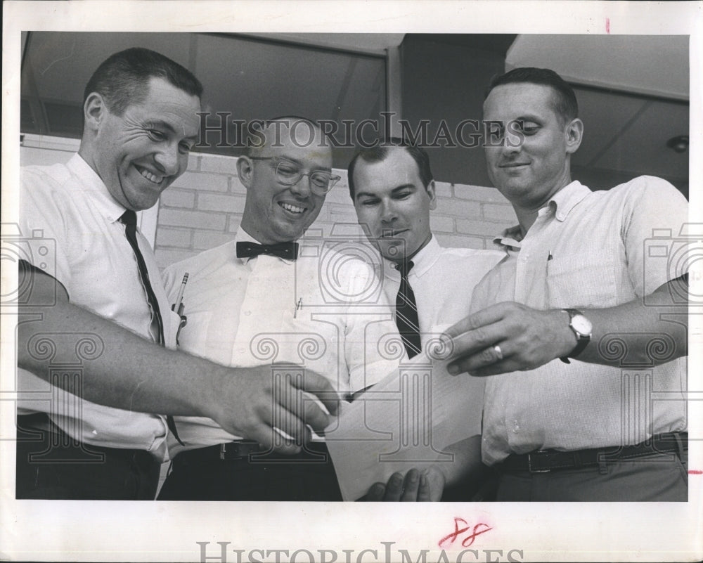 1965 Press Photo Florida Presbyterian College New Faculty - Historic Images