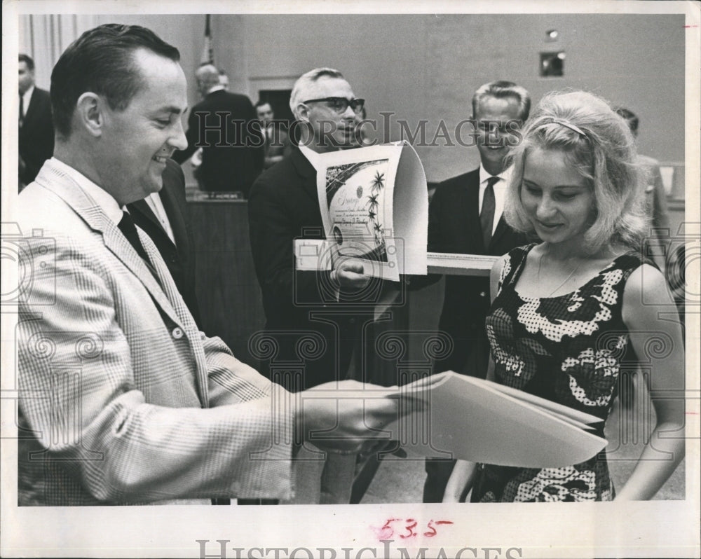 1965 Press Photo Florida Presbyterian College German Students - Historic Images