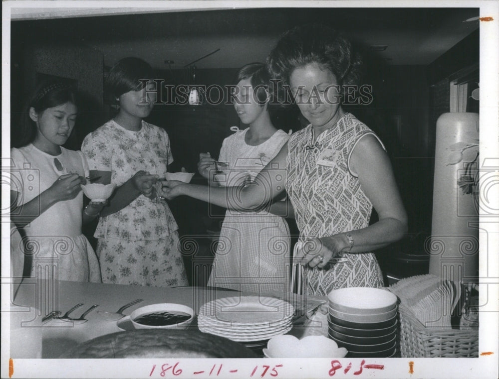 1971 Press Photo Florida Presbyterian College Exchange Students - RSH08331 - Historic Images