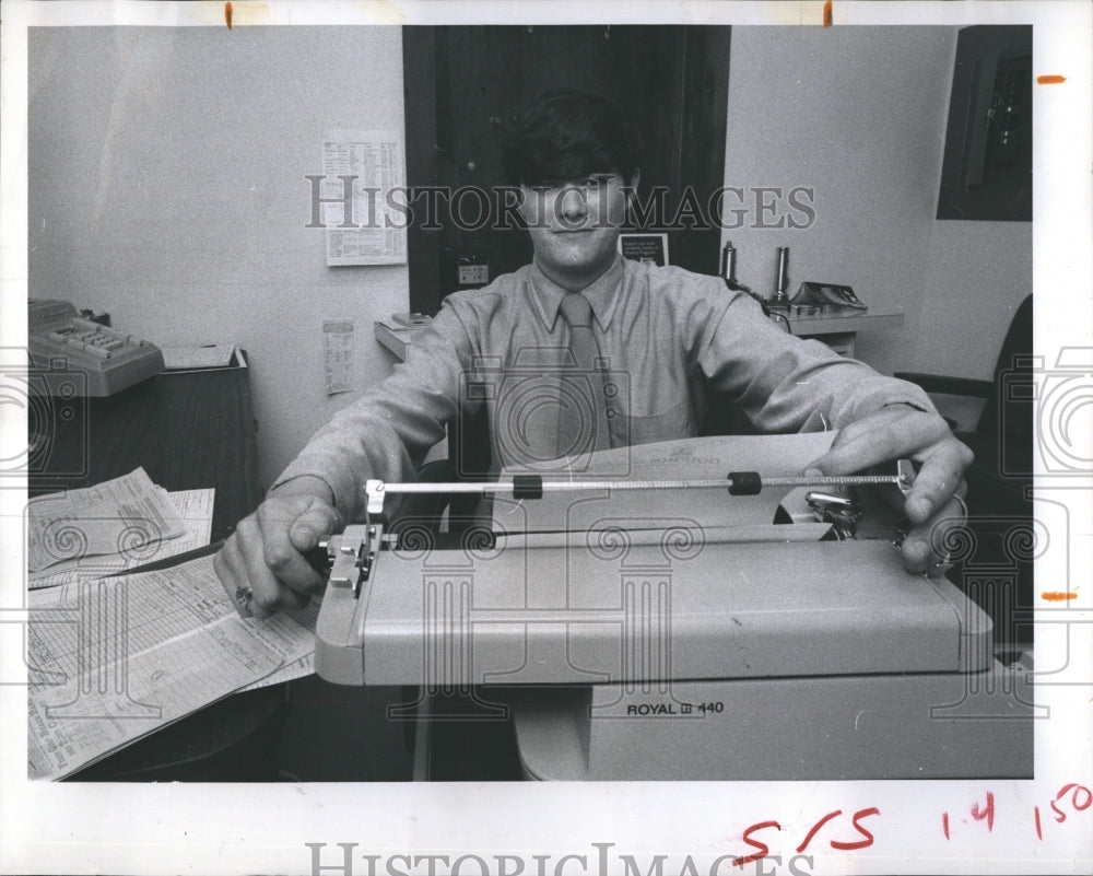 1970 Press Photo Bruce Cater 18 yr Old Playwright And Preacher - Historic Images