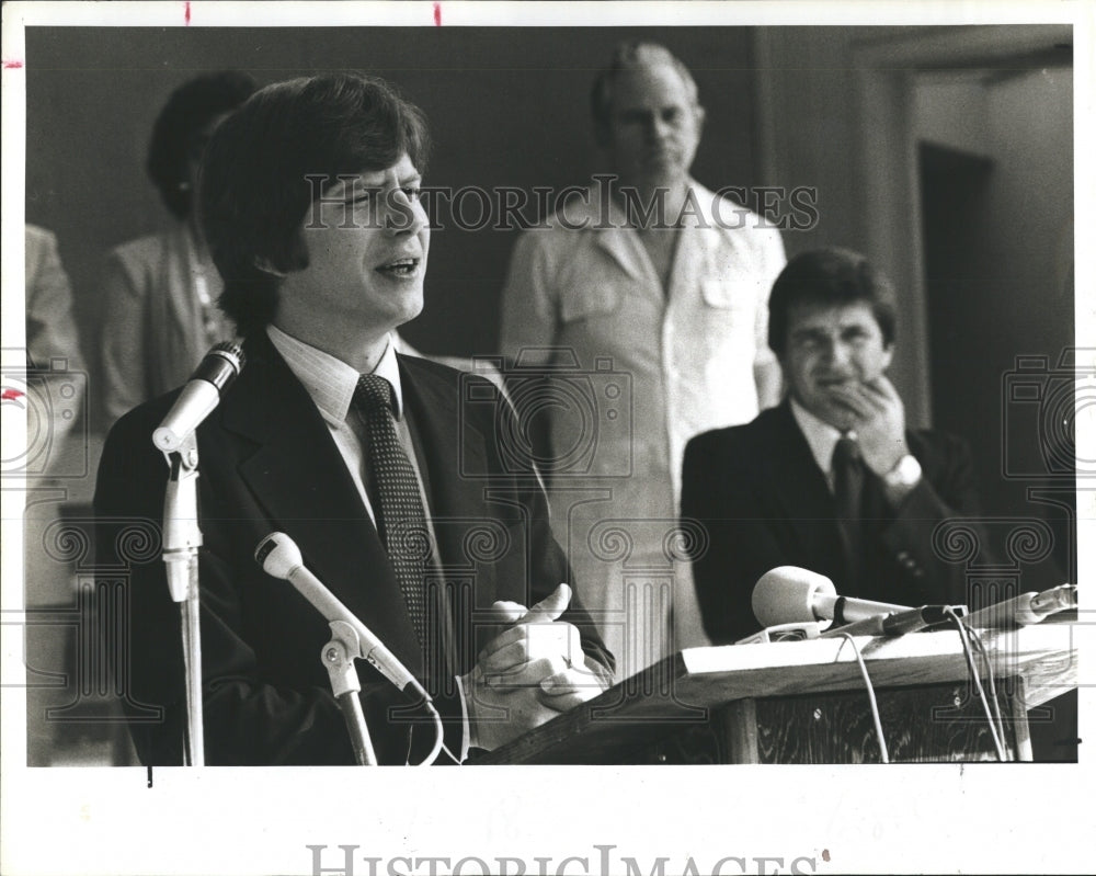 1979 Press Photo James Earl Chip Carter Speaking At Press Conference-Wms Park - Historic Images