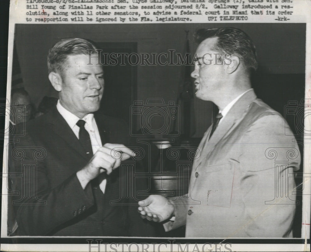 1962 Press Photo CW Bill Young Of Pinellas Park FL With Sen Clyde Galloway - Historic Images