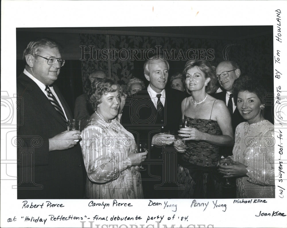 1984 Press Photo Robert Pierce, Carolyn Pierce, Dean Young, Penny Young At Party - Historic Images