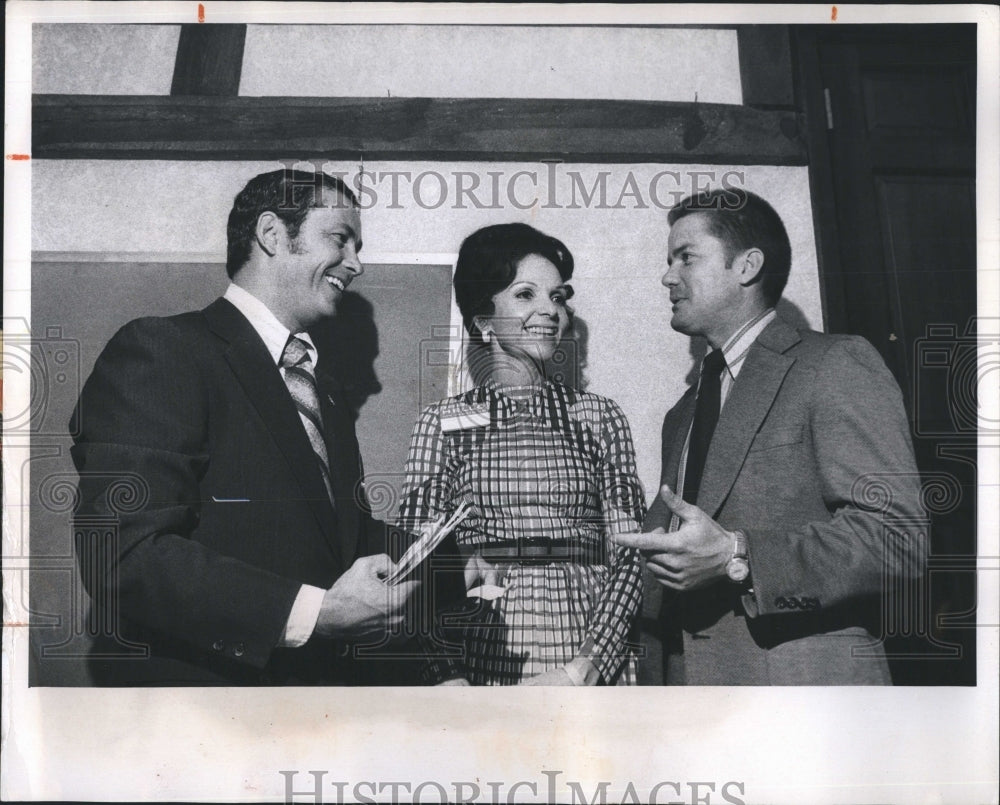 1974 Press Photo Republican Candidates Sebesta,Mrs.Hawkins and Wilson. - Historic Images