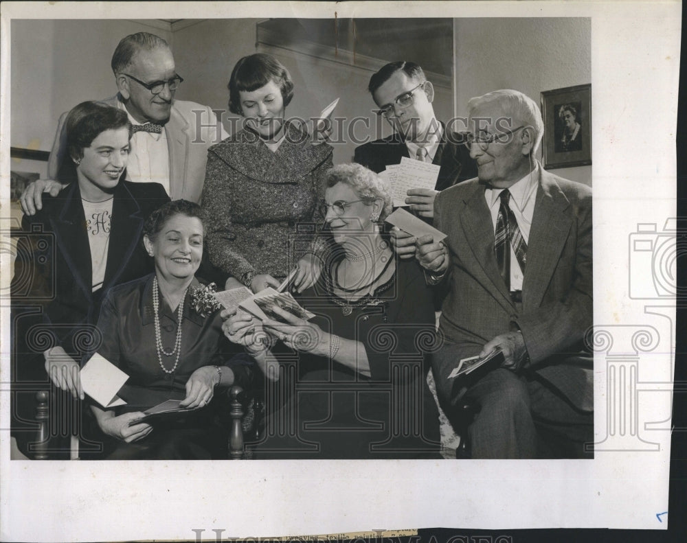 1954 Press Photo The Prominent Hay Family - Mrs. George Hay, Dr. Elizabeth Hay, - Historic Images