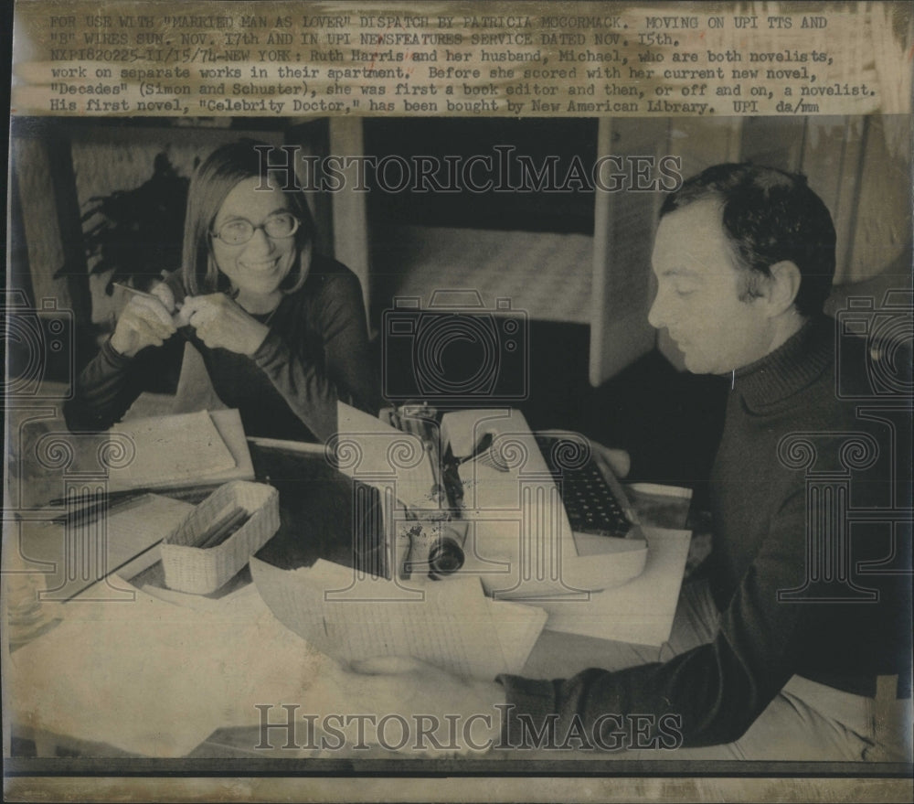 1974 Press Photo Ruth & Michael Harris Authors - Historic Images