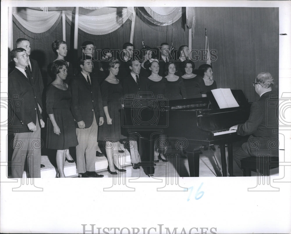 1964 Press Photo Florida Presbyterian College Sandpipers Glee Club Eckerd - Historic Images