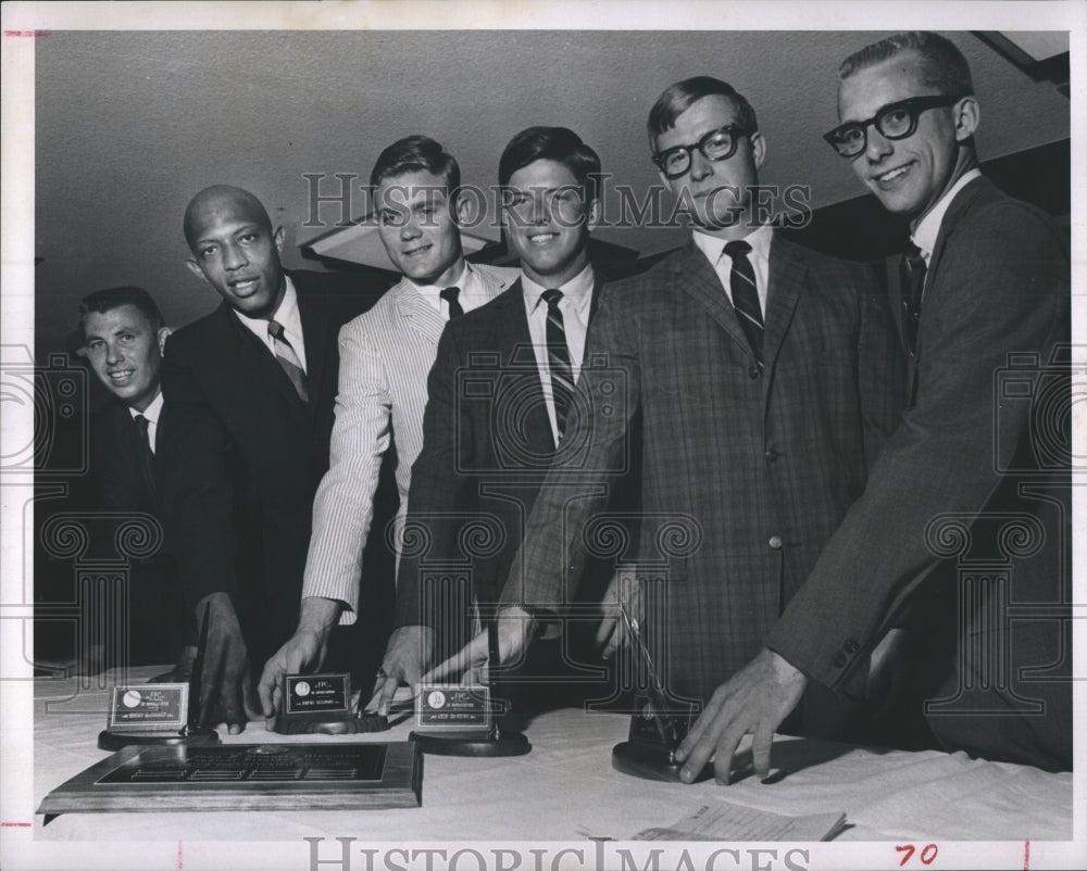 1967 Press Photo Florida Presbyterian College All sports Banquet. Singletary. - Historic Images