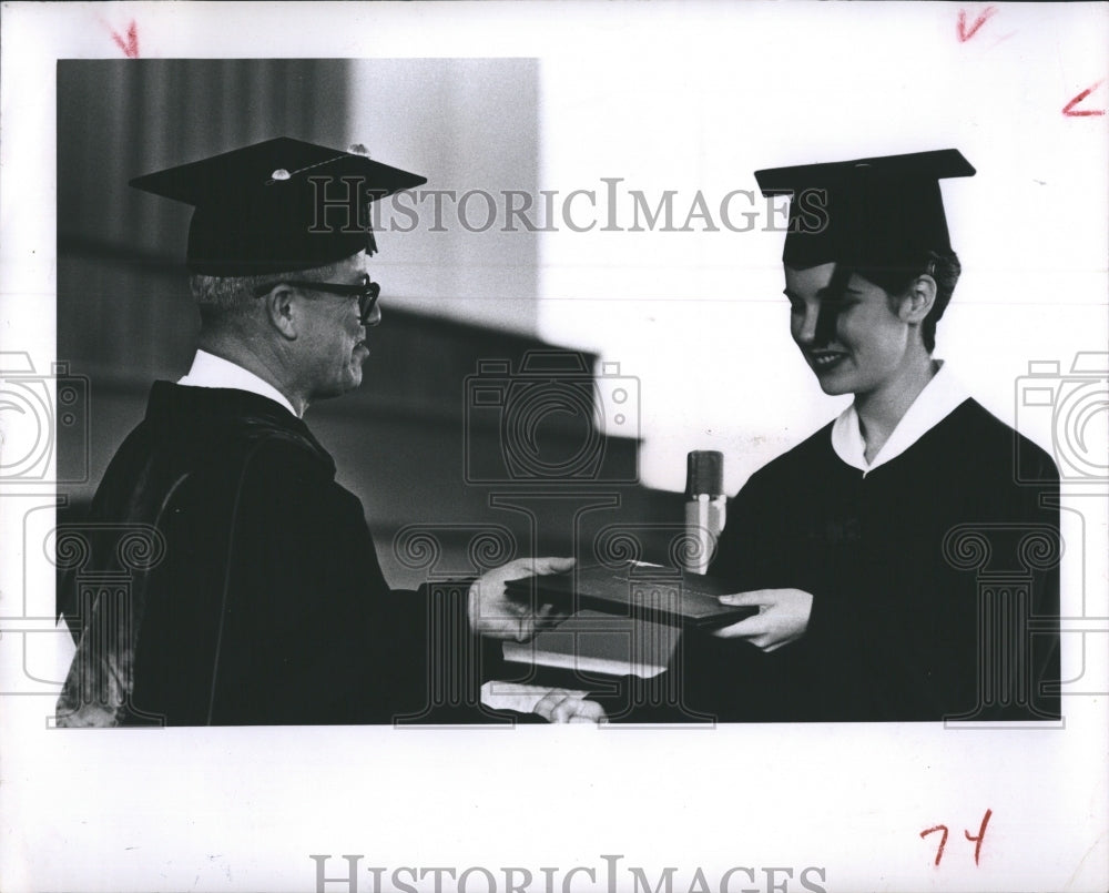 1964 Press Photo Florida Presbyrian College Commencement Ceremony - Historic Images