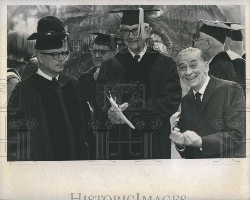 1967 Press Photo Florida Presbyterian College Graduation. - RSH09437 - Historic Images