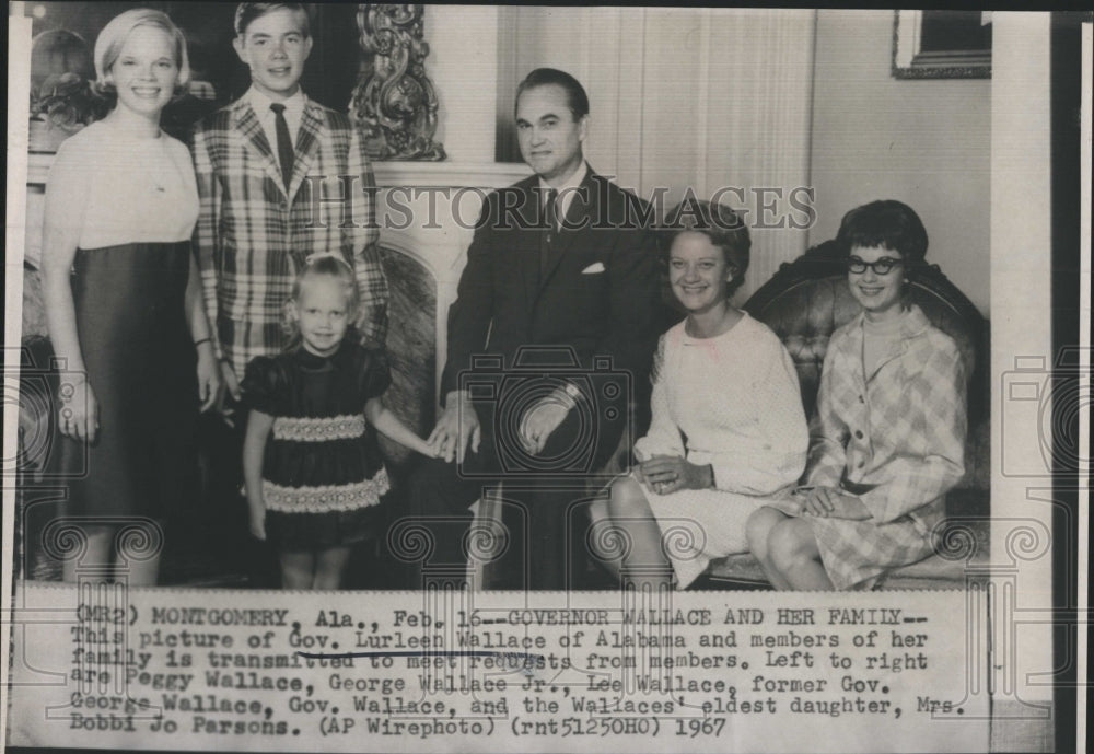 1967 Press Photo Governor Lurleen Wallace and Family - Historic Images