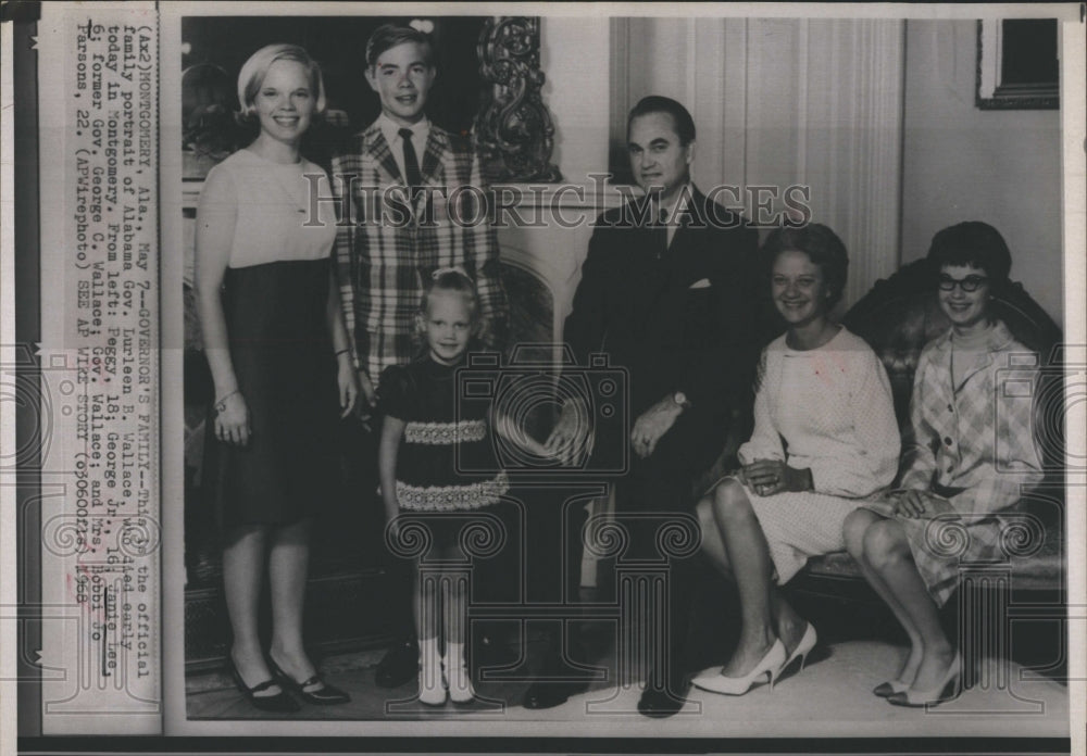 1968 Press Photo Governor Lurleen Wallace and Family - RSH09463 - Historic Images