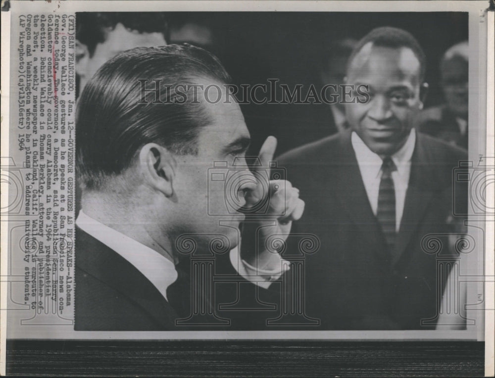1964 Press Photo Gov. George Wallace of Alabama gesture to a news conference. - Historic Images