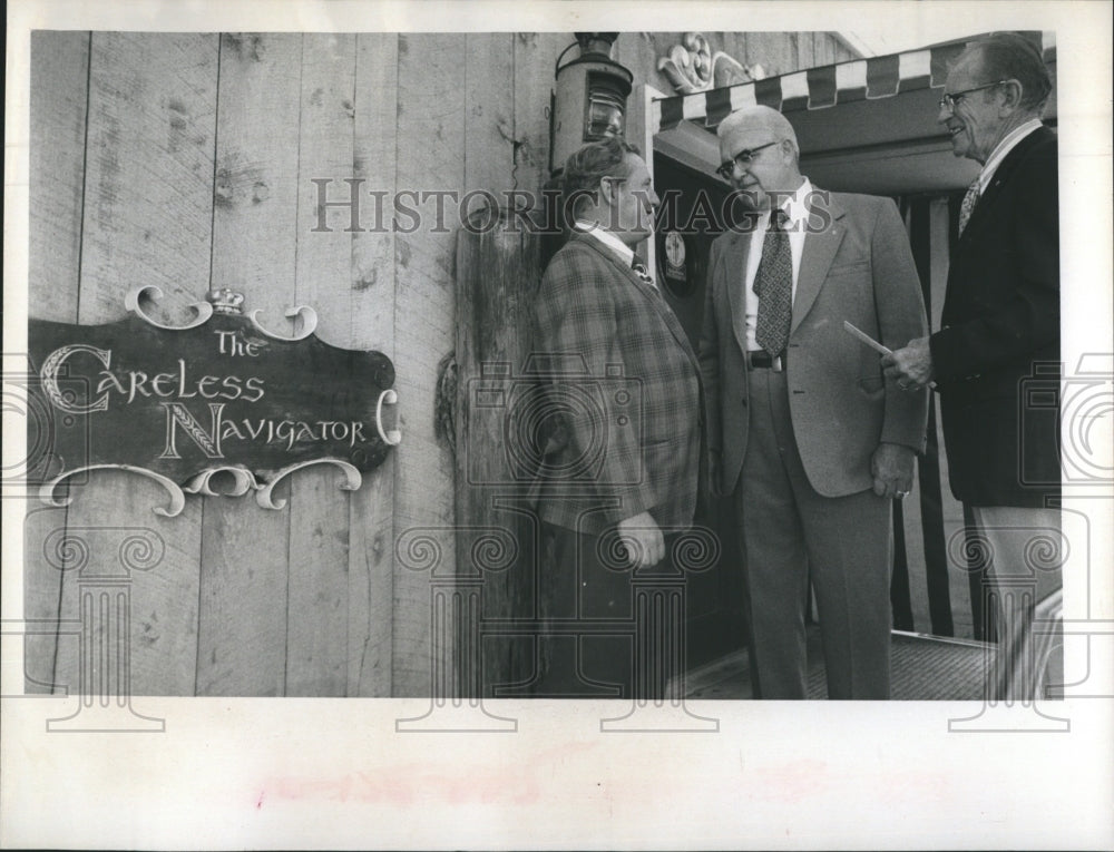 Press Photo Rotary Club meets at the Careless Navigator - RSH09577 - Historic Images