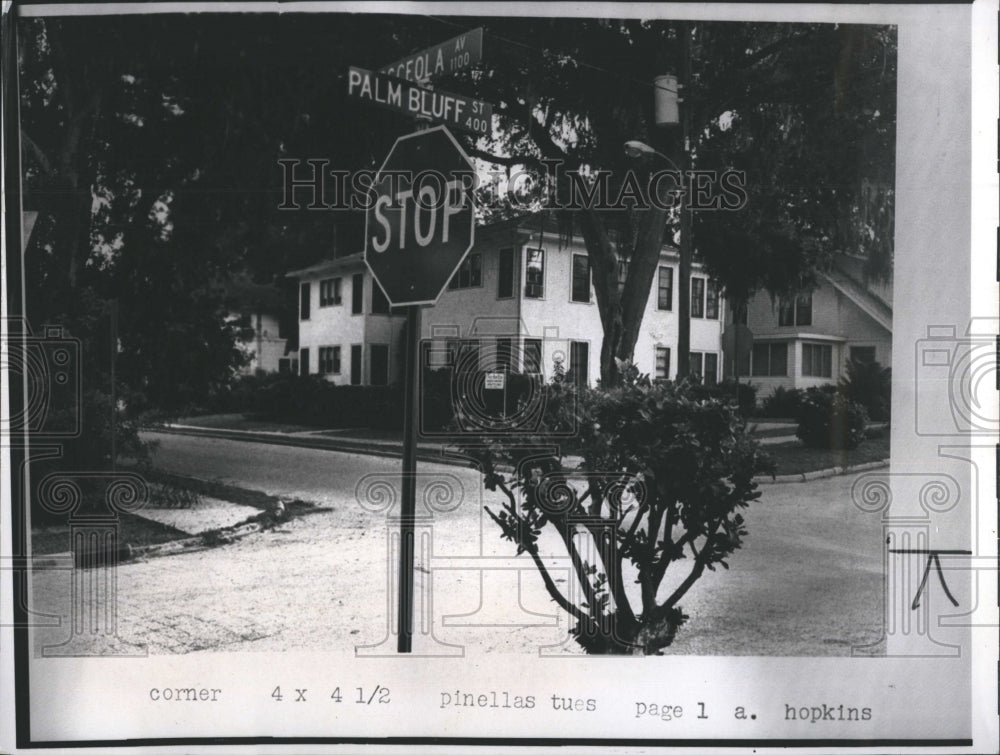 1973 Press Photo Typical scene of a Pioneer Home converted to apartment. - Historic Images