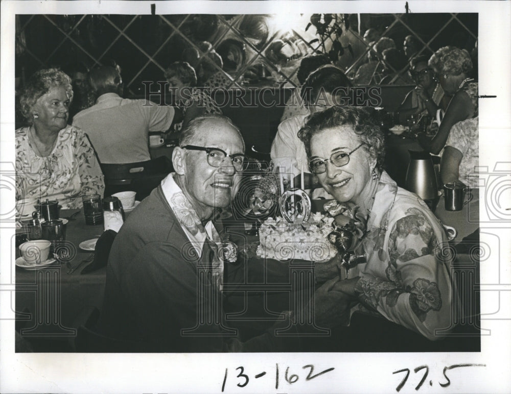 1978 Press Photo John And Lucille Hornbeck Given Surprise golden Wedding Anniv - Historic Images