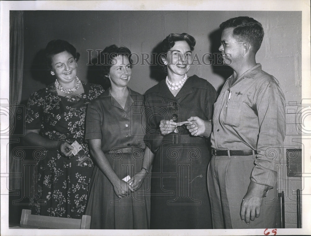 1961 Press Photo Mrs. Stewart Mrs. Hamrick Mrs. Baird members Camellia Circle - Historic Images