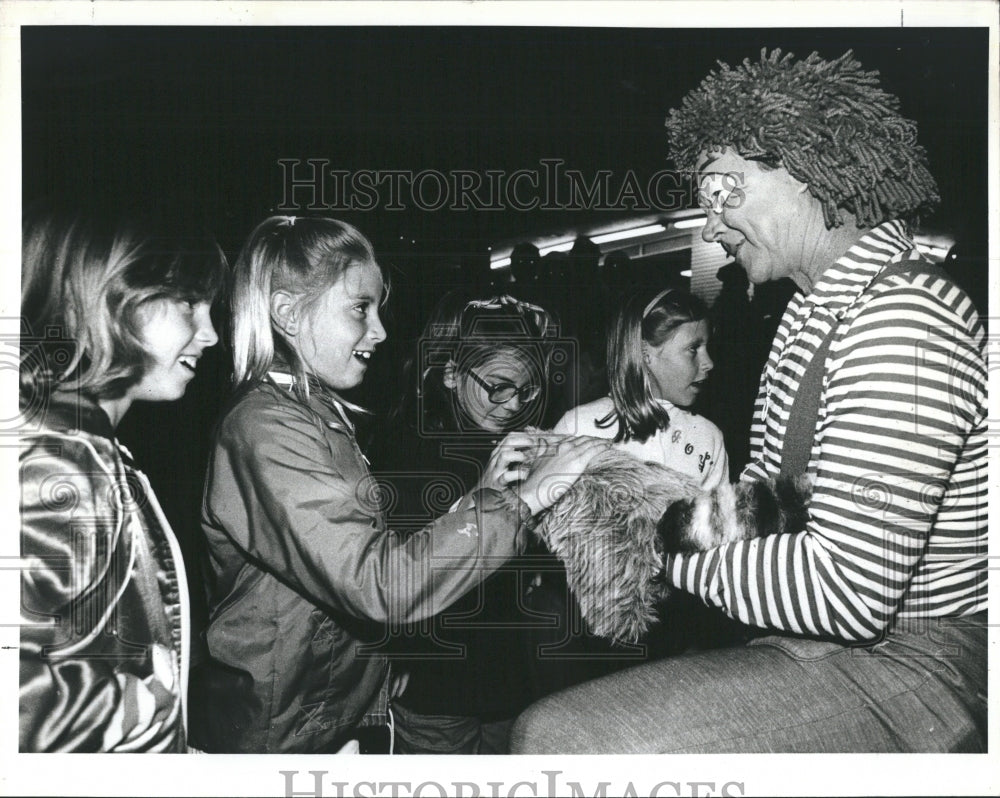 1980 Press Photo clowns parade Fun &#39;n Sun Parade - RSH10045 - Historic Images