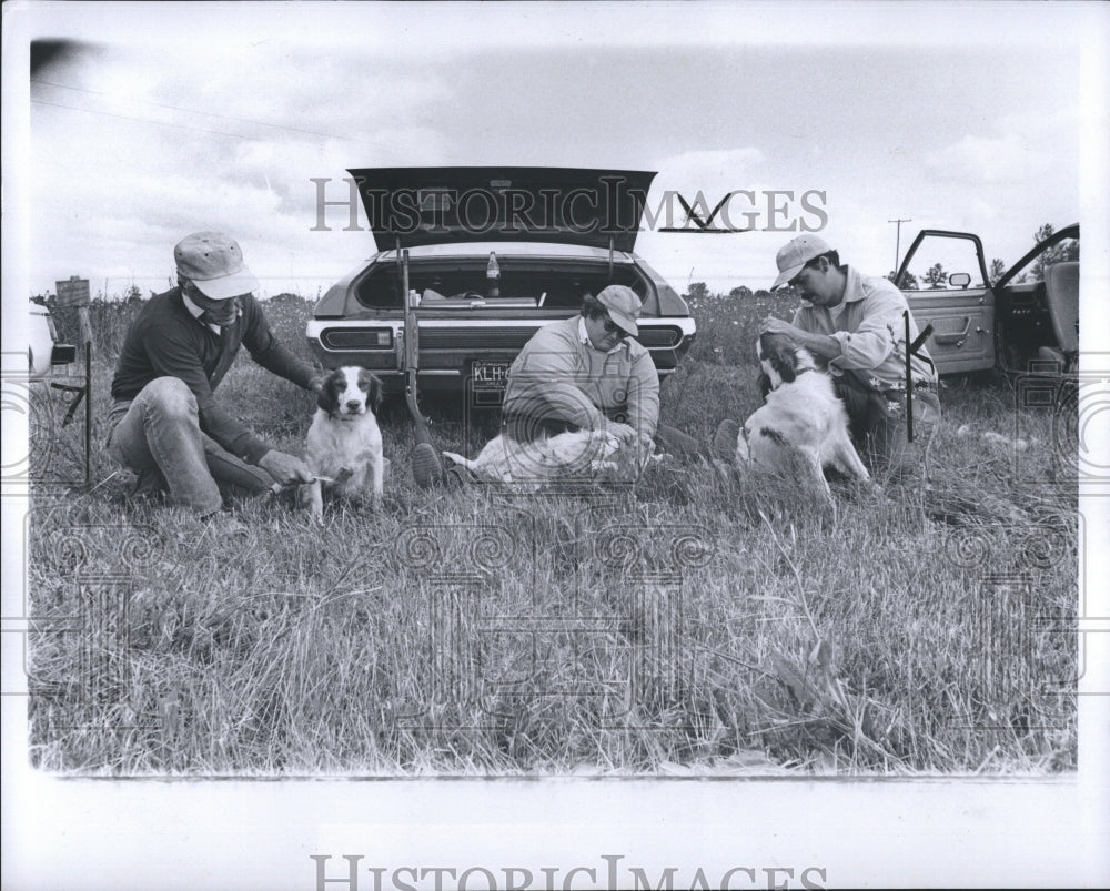 1979 Press Photo Hunters Hunting Pheasants - Historic Images