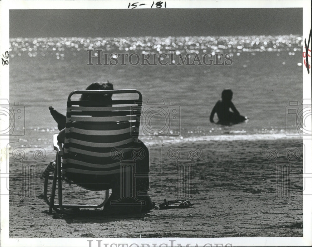 1982 Press Photo Green Key Beach in New Port Richey - Historic Images