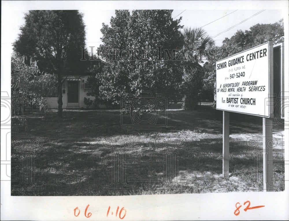 1975 Press Photo The Senior Guidance Center in New Port Richey. - RSH10827 - Historic Images