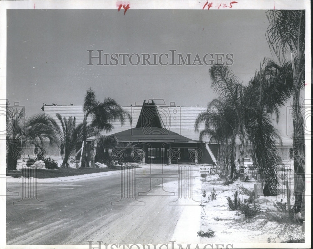 1960 Press Photo Pix of Administration Bldg. south of New Port Richey, FL - Historic Images