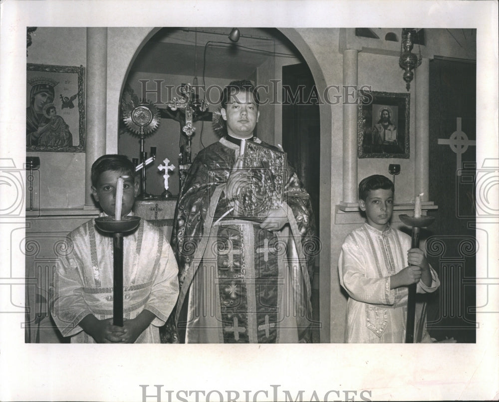 1964 Press Photo Altar Boys of Greek Orthodox Church . - Historic Images