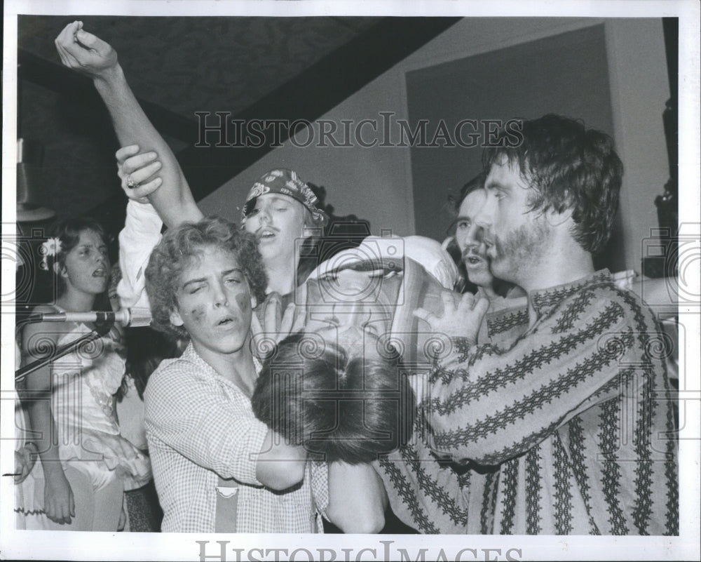 1979 Press Photo St. Raphael's Church folk group in "GodSpell" - Historic Images